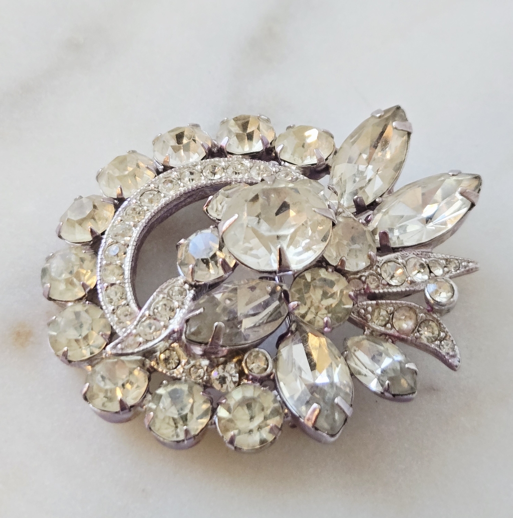 Vintage Eisenberg Ice Brooch Collectable 70$